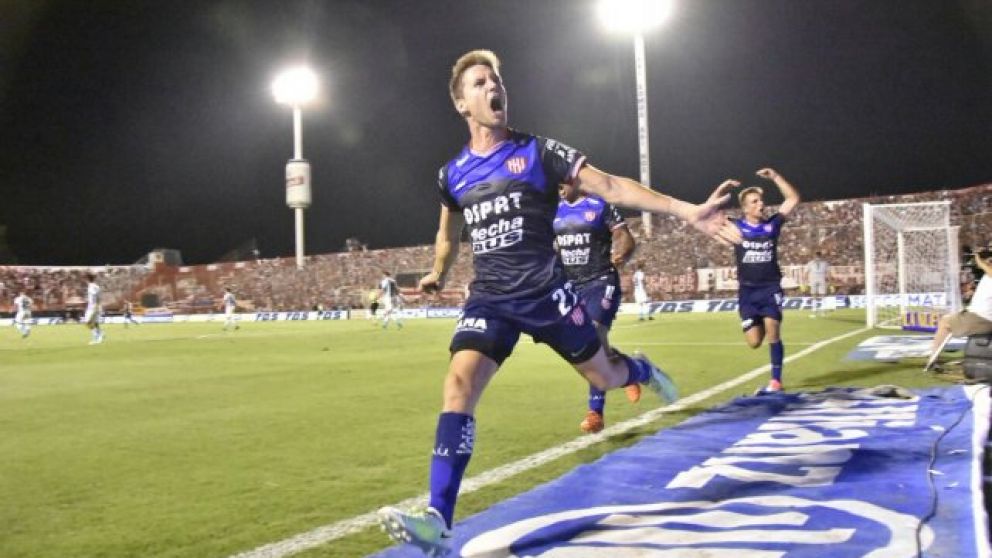 Soldano festeja uno de los goles del Tate (Cortesía Uno Santa Fe).
