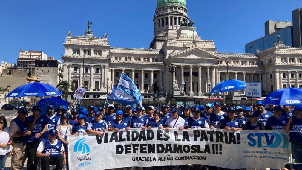 Una de las protestas concretadas por afiliados del Sindicato Trabajadores Viales y Afines (Archivo).
