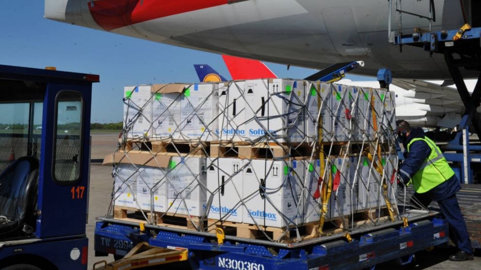 El Gobierno de Javier Milei eliminó algunos requisitos para las exportaciones aéreas (Archivo).