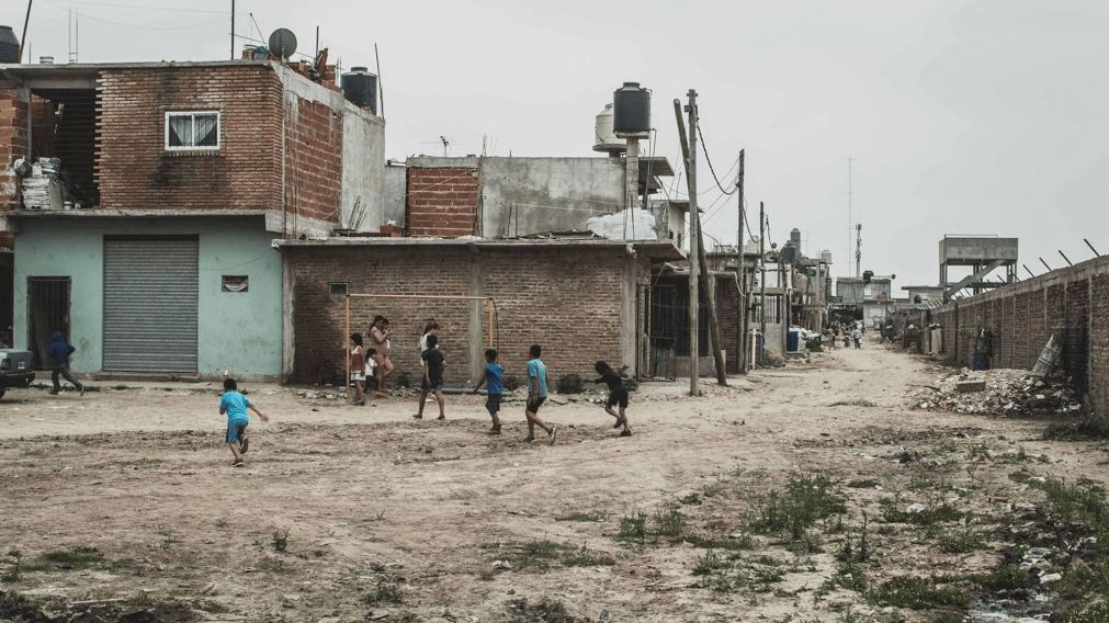 En julio, una familia tipo necesitó casi $1.150.000 para no ser pobre