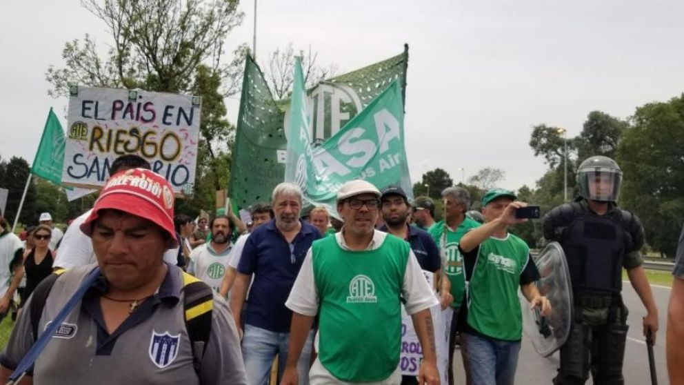 ATE marchó en la Riccheri contra de la ola de despidos