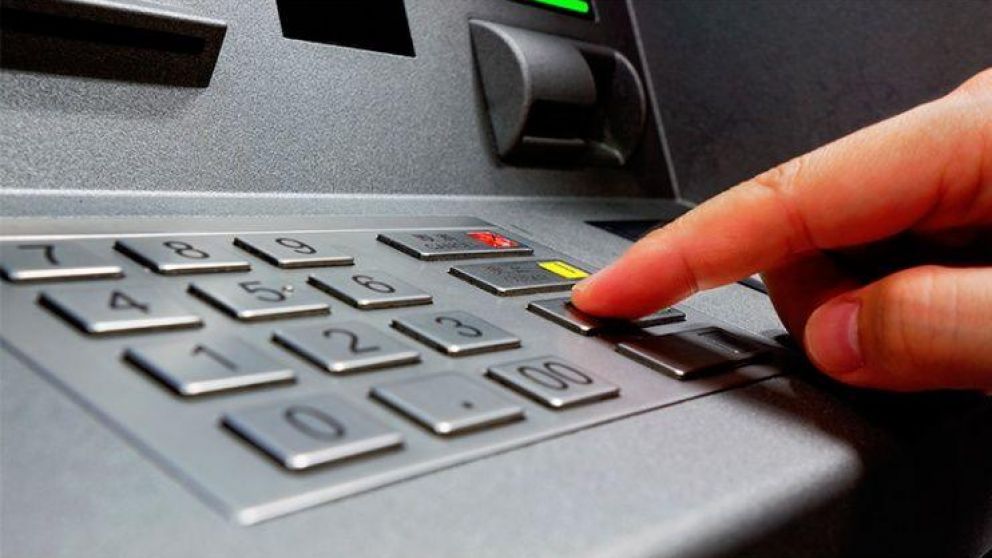 Preocupa luz verde a bancos para embargar sueldos