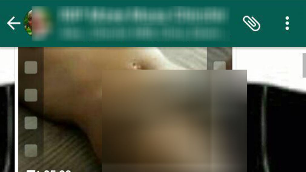 Fotos similares le enviaba la menor a su tío (imagen ilustrativa).