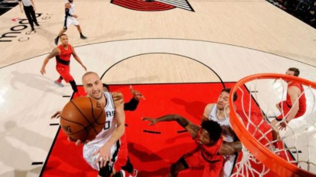 Manu tuvo una noche inolvidable y sigue batiendo récords. (Getty).