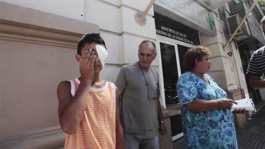 Seis personas podr�an perder la visi�n.