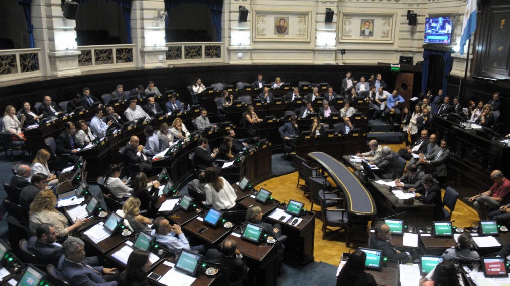 La Cámara de diputados bonaerense, en sesión (Télam).