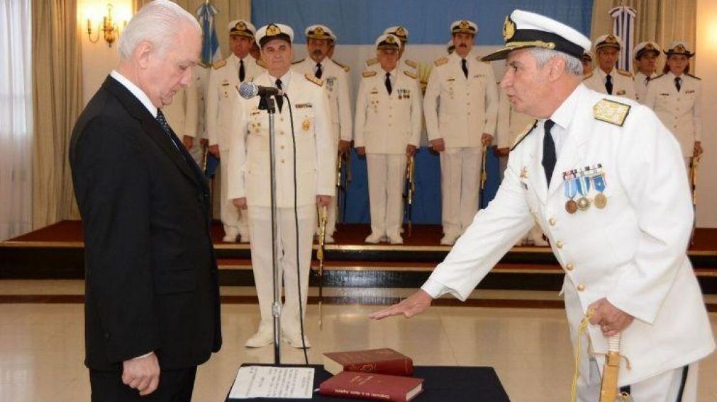 El Vicealmirante quedó al frente de la fuerza.