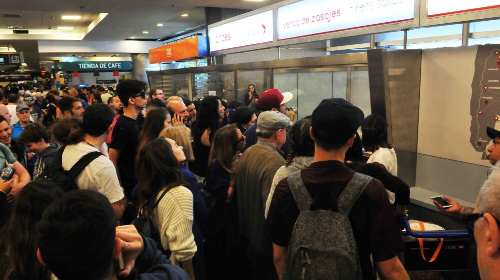 Tras el paro, caos en los aeropuertos.