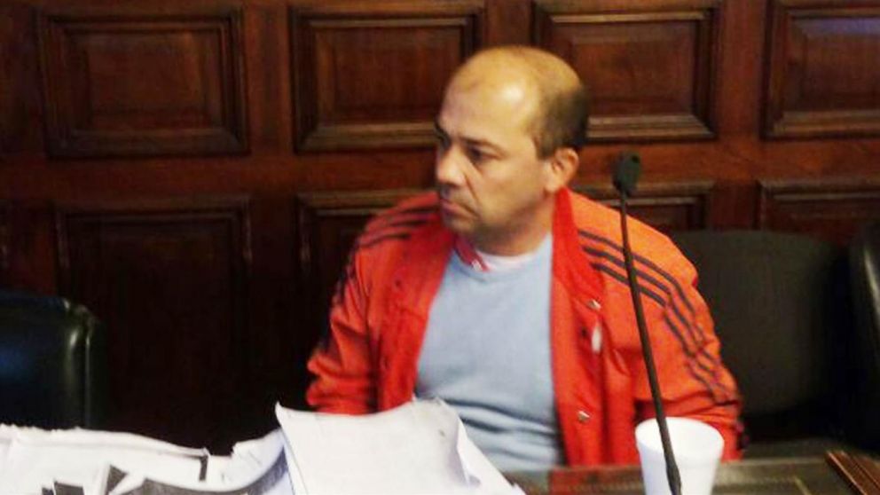 Perpetua para taxi boy que estranguló cliente