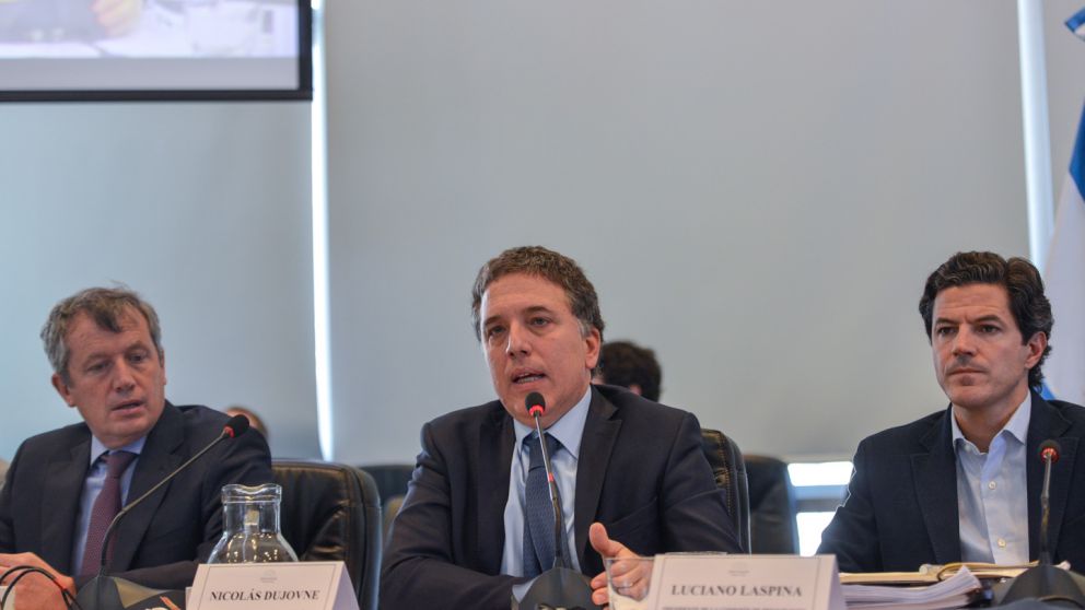 El ministro de Hacienda justificó los cambios propuestos.