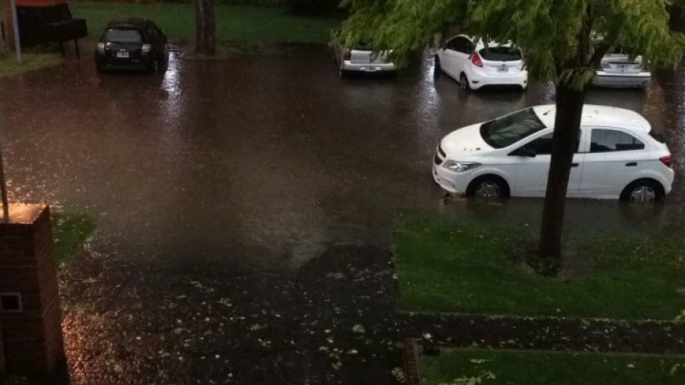 Inundaciones y caos en la ciudad
