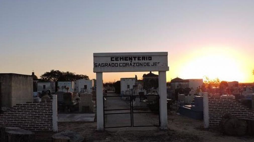 Ocurrió en este cementerio de 9 de Julio. (Archivo)