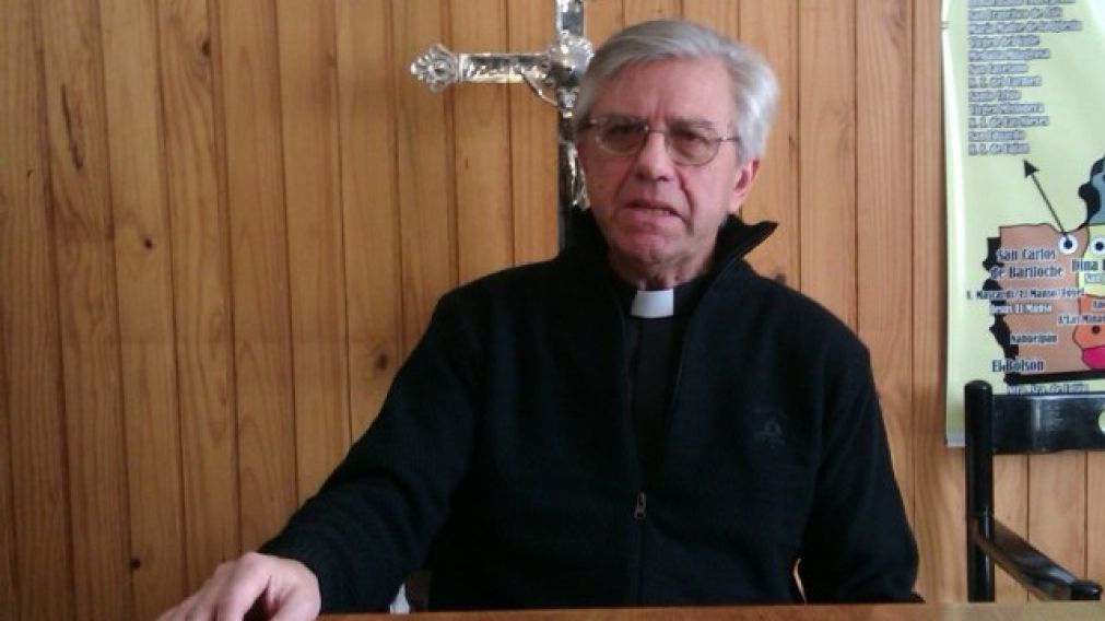 El obispo fue bastante cauteloso. 