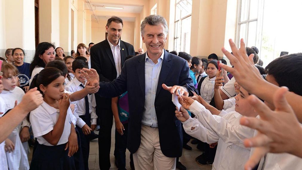 Macri en su visita a la Escuela Normal Jos� Manuel Estrada.