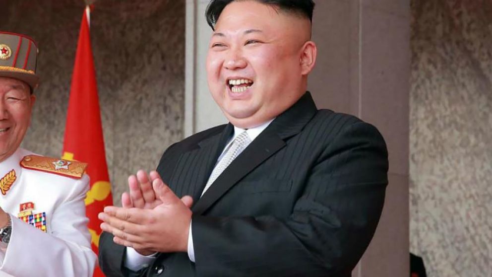El líder de Corea del Norte, Jim Jong celebra un nuevo ensayo balístico. (Imagen de archivo)