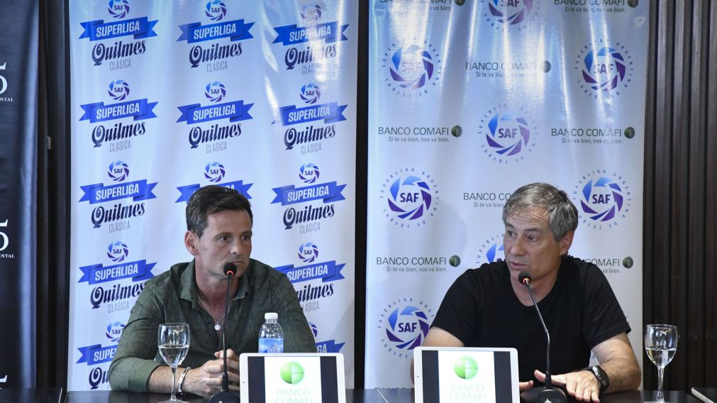 Juntos en conferencia de prensa. (Télam)