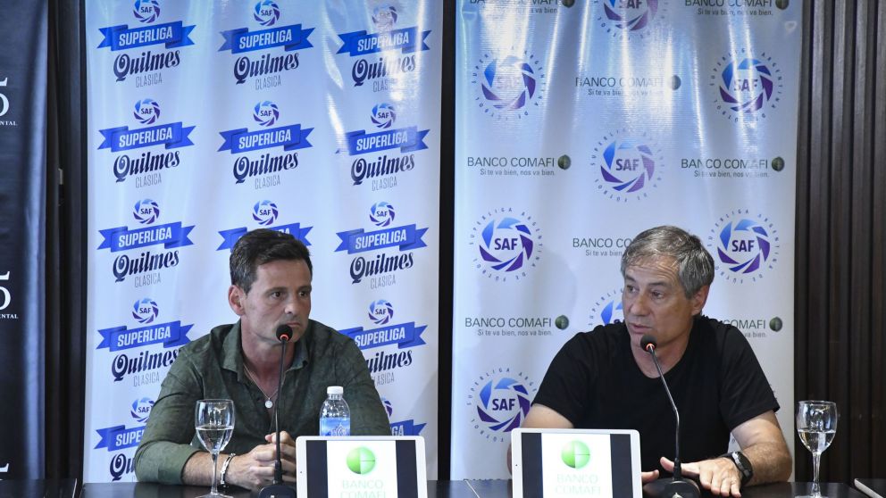 Juntos en conferencia de prensa. (Télam)