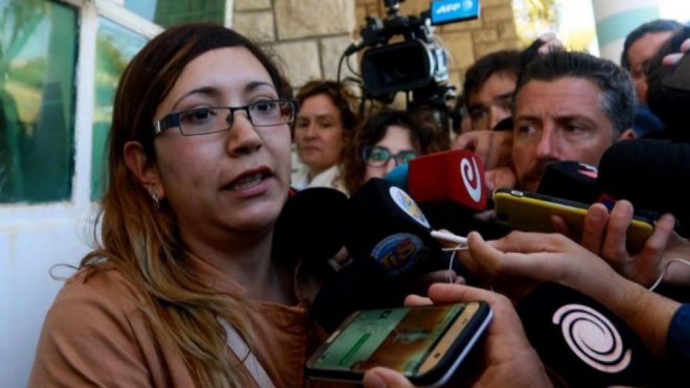 Itatí Leguizamón, esposa de Germán Suárez, uno de los tripulantes del submarino ARA San Juan. (EFE)