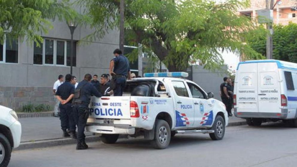 El degenerado qued� alojado en la alcaid�a de tribunales santiague�os (El Liberal).