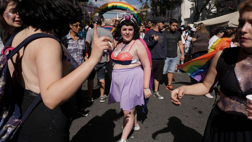 Se realizó marcha del orgullo gay bajo el lema "Basta de femicidios"