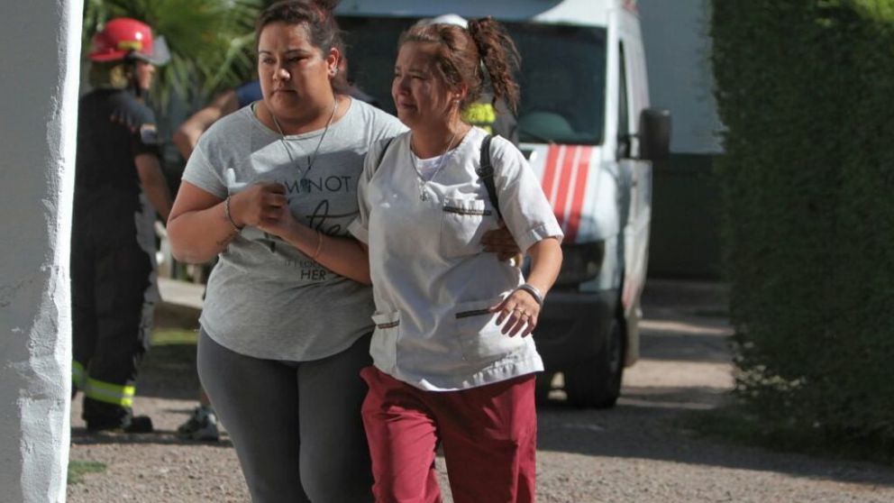 Dolor en Maipú por el derrumbe de un geriátrico. (gentileza elsol.com.ar)