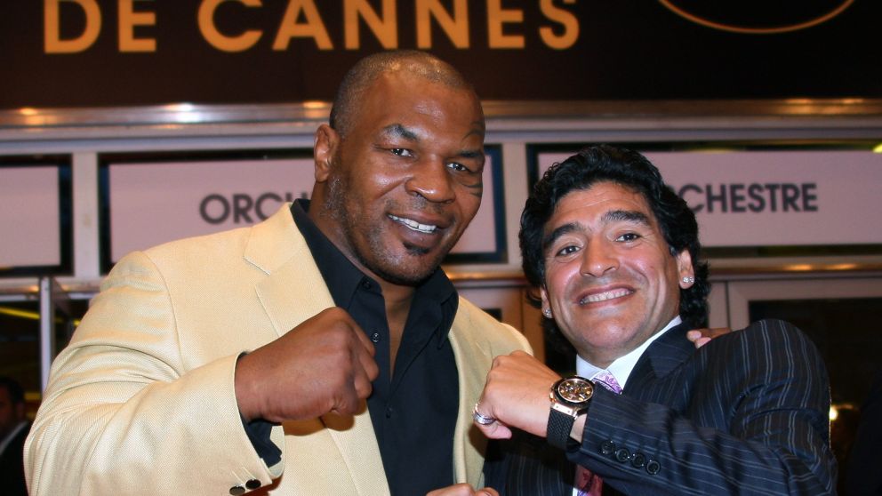 Diego con Tyson, a quien bancó para ajusticiar a Chile. (Archivo)