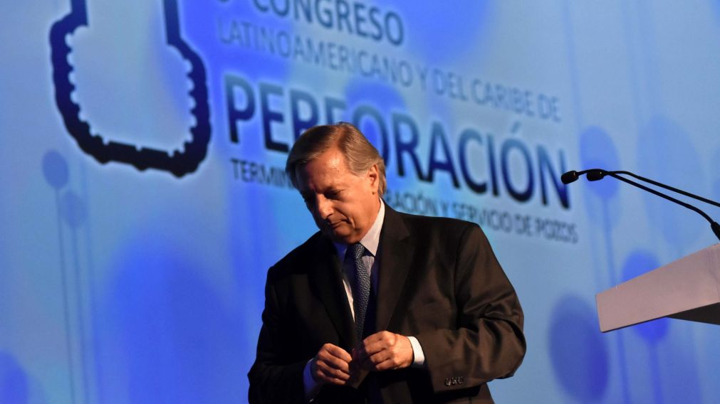 El ministro complicado por su participación.