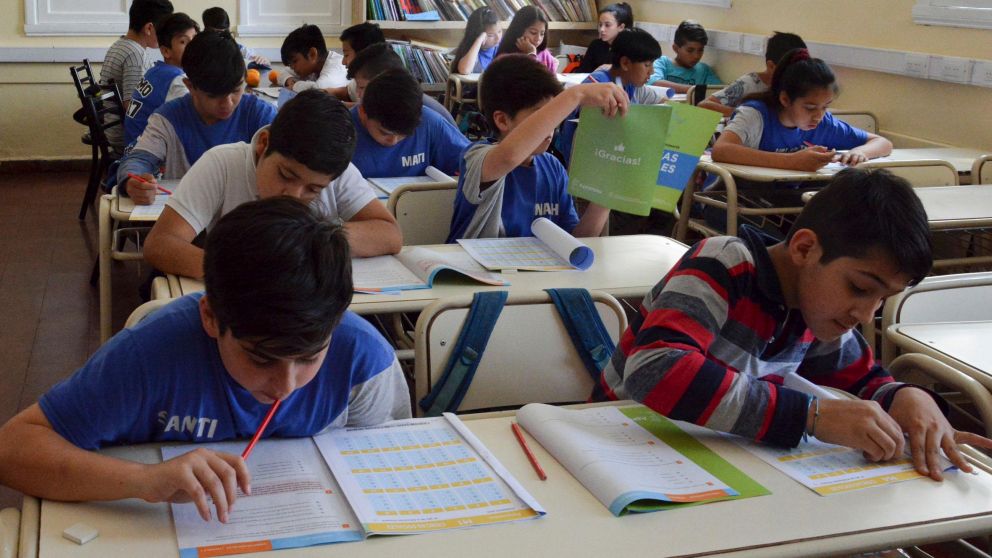 Se desarrolla en el 94% de 31 mil escuelas previstas.(Télam)
