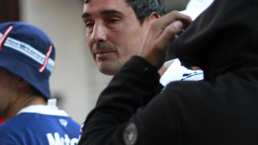 El barra de Independiente es buscado por el cargo de extorsión (DyN).