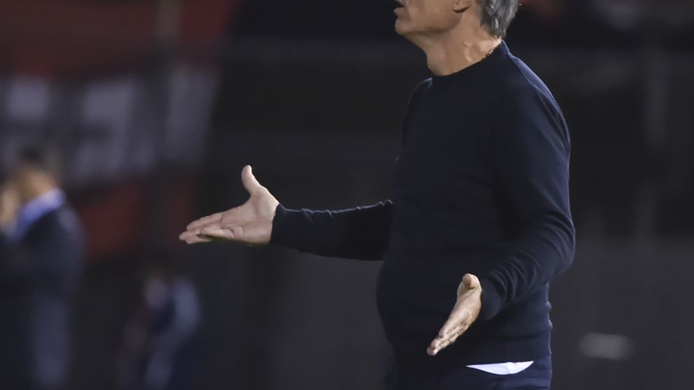 Holan fue prudente en sus palabras. (AFP)