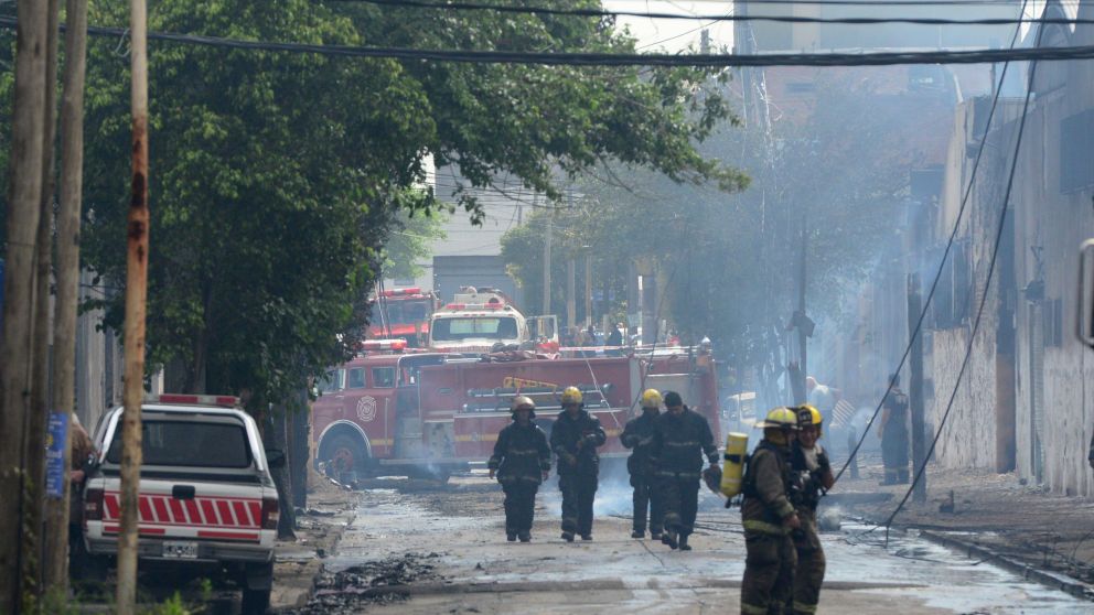Así quedó la zona después del terrible incendio en San Justo. (Adrían Sacchero/Diario Crónica)