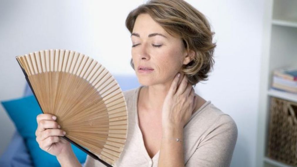 ¿Qué le pasa al cuerpo durante la menopausia?