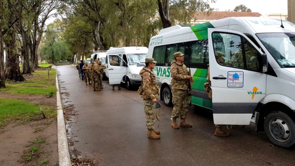 Fuerzas Armadas comenzaron el arduo operativo de las elecciones (DyN)