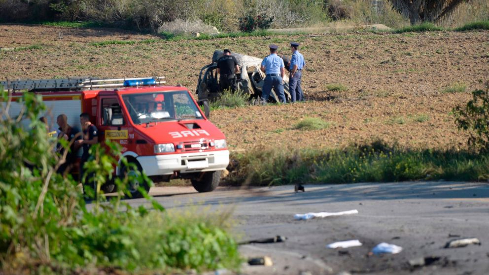 Un artefacto explosivo hizo estallar el vehículo de la periodista (AFP).