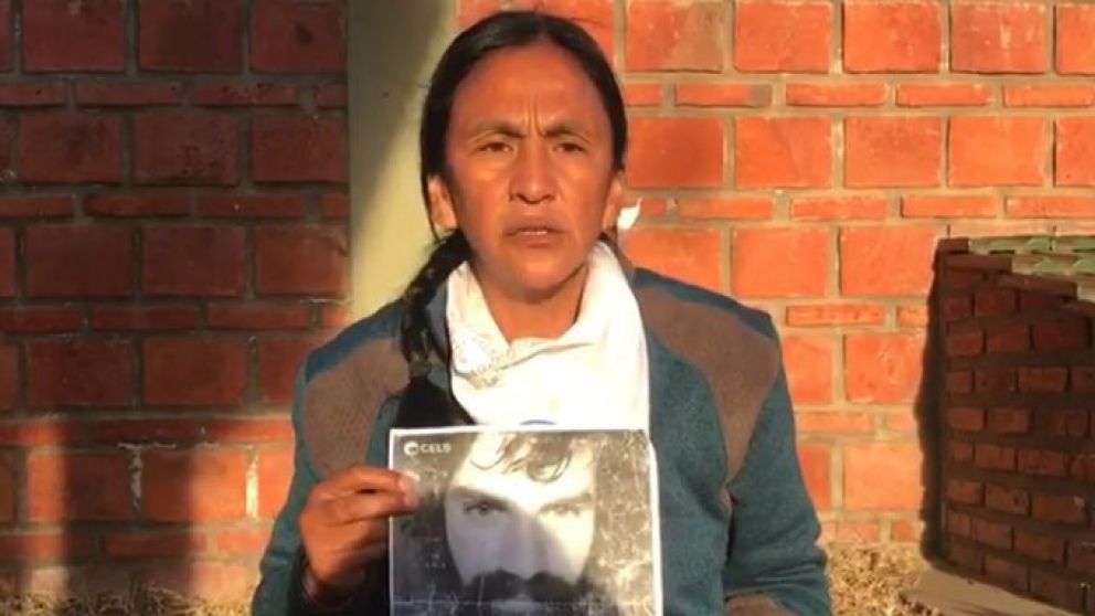 La líder de la Tupac Amaru cuestionó al gobernador y al presidente.