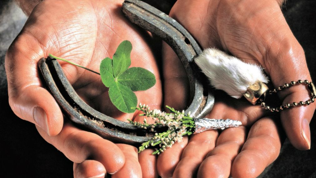 Talismanes y amuletos: Fuentes del poder oculto
