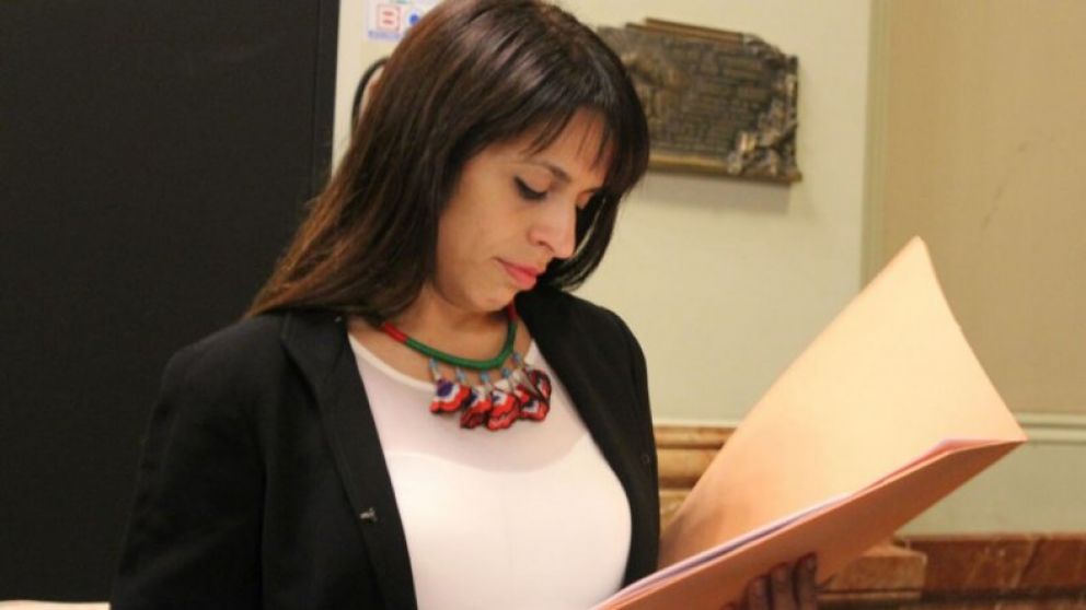 Victoria Donda encabezará la comitiva.