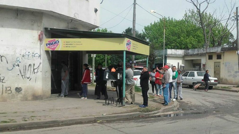 Robo millonario en un Pago Fácil de González Catan (gentileza de El Digital).