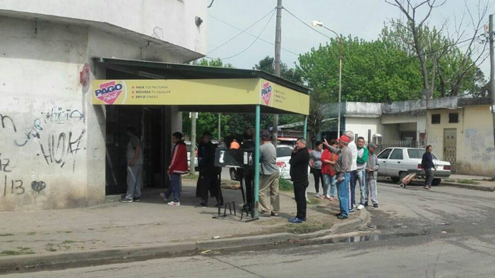 Robo millonario en un Pago Fácil de González Catan (gentileza de El Digital).