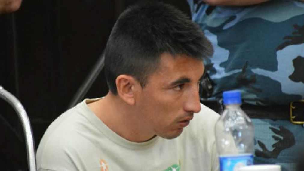 Omar Luna, el acusado del crimen, fue insultado en el recinto por familiares de la víctima.