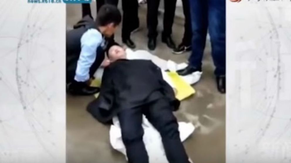 El sujeto sigue internado pero fuera de peligro.