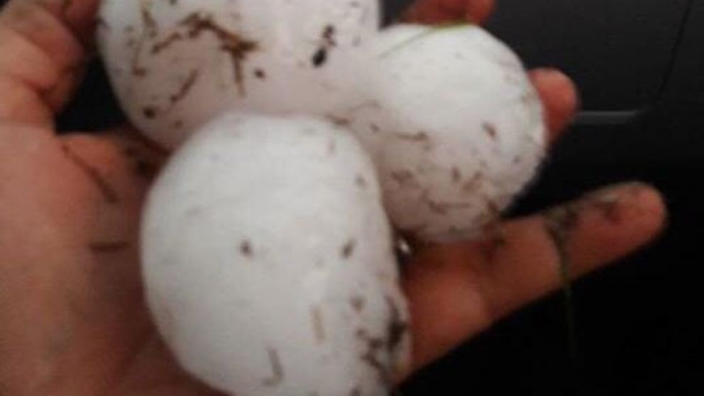 Las piedras pesaban hasta 1 kilo.