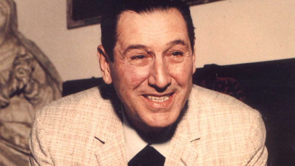 El General Perón nació a fines del Siglo XIX en Lobos, Provincia de Buenos Aires.