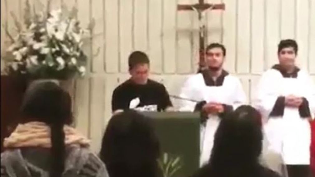 La oración de este hincha generó furor.