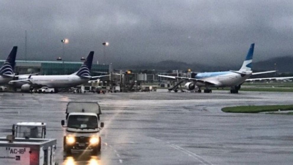 El comandante dio aviso a la justicia en Panamá y continuó su rumbo.