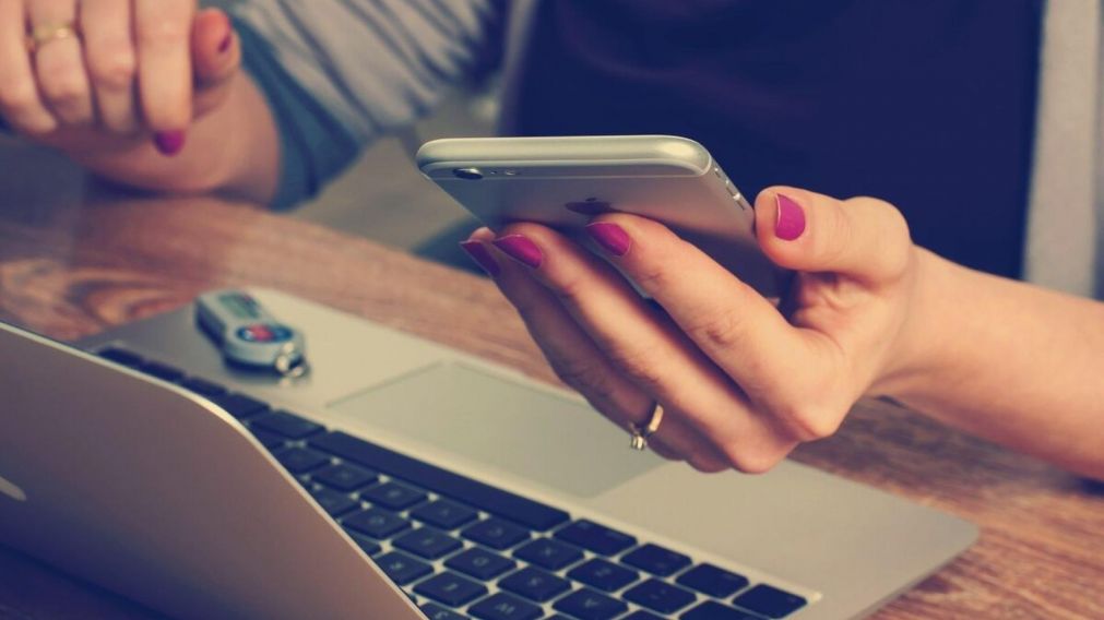 Preocupación por la nueva modalidad de ciberestafa: cuál es la frase que nunca hay que "clickear" para evitar que roben tus datos