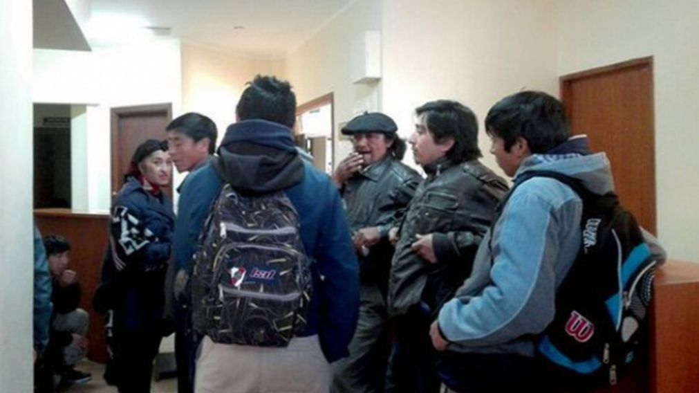 Los mapuches tomaron el control del juzgado de Guido Otranto.