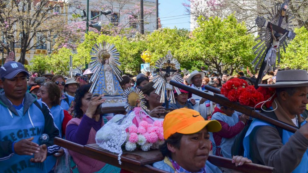 Multitudinaria demostración de fe