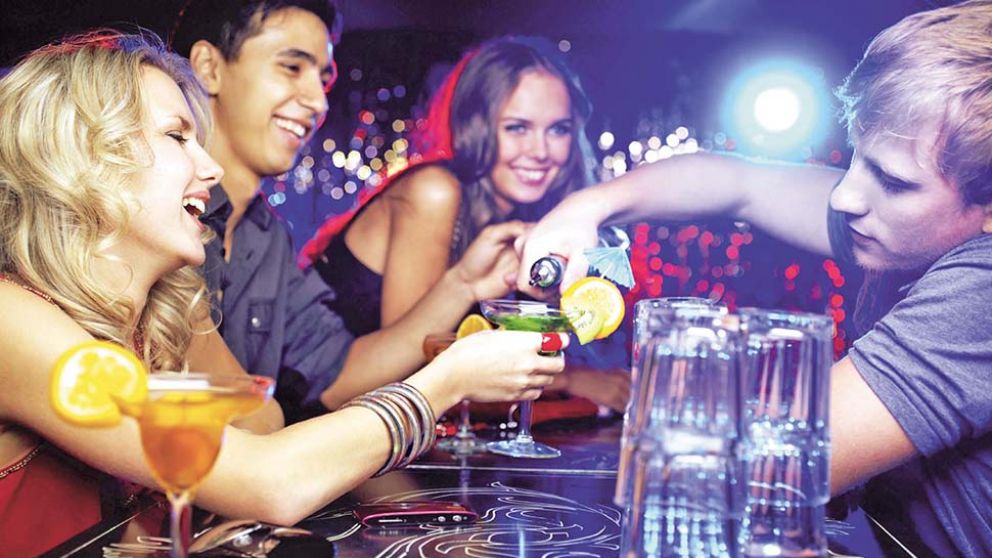 ALCOHOL. Una fuente importante de calorías.