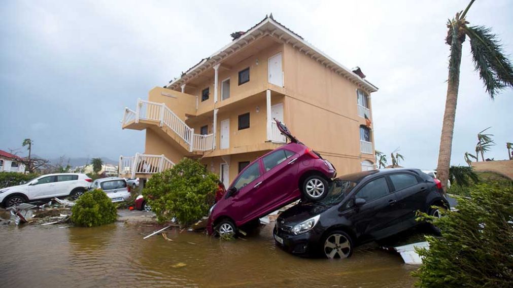 DESTROZOS. La isla franco-holandesa de San Martín quedó destruida por Irma. (AFP)